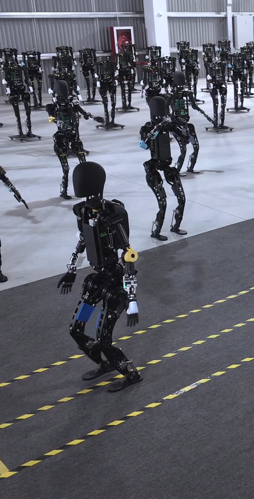 公海jcjc开启通用机器人商用量产